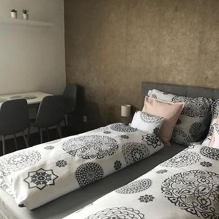 Apartman Innova Злін Екстер'єр фото