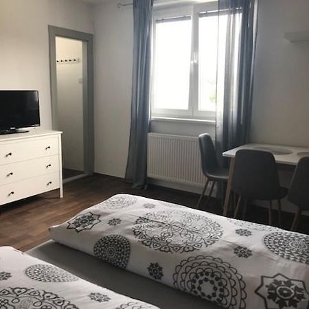 Apartman Innova Злін Екстер'єр фото