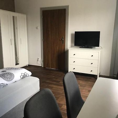 Apartman Innova Злін Екстер'єр фото