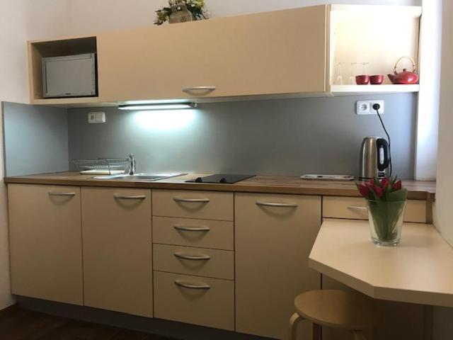 Apartman Innova Злін Екстер'єр фото